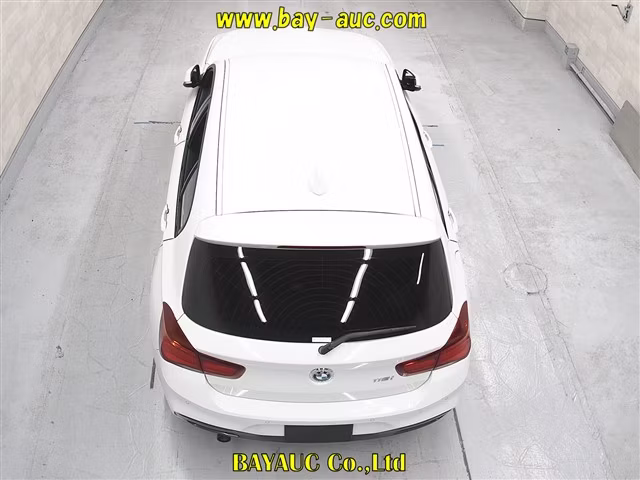 BMW 1-SERIES