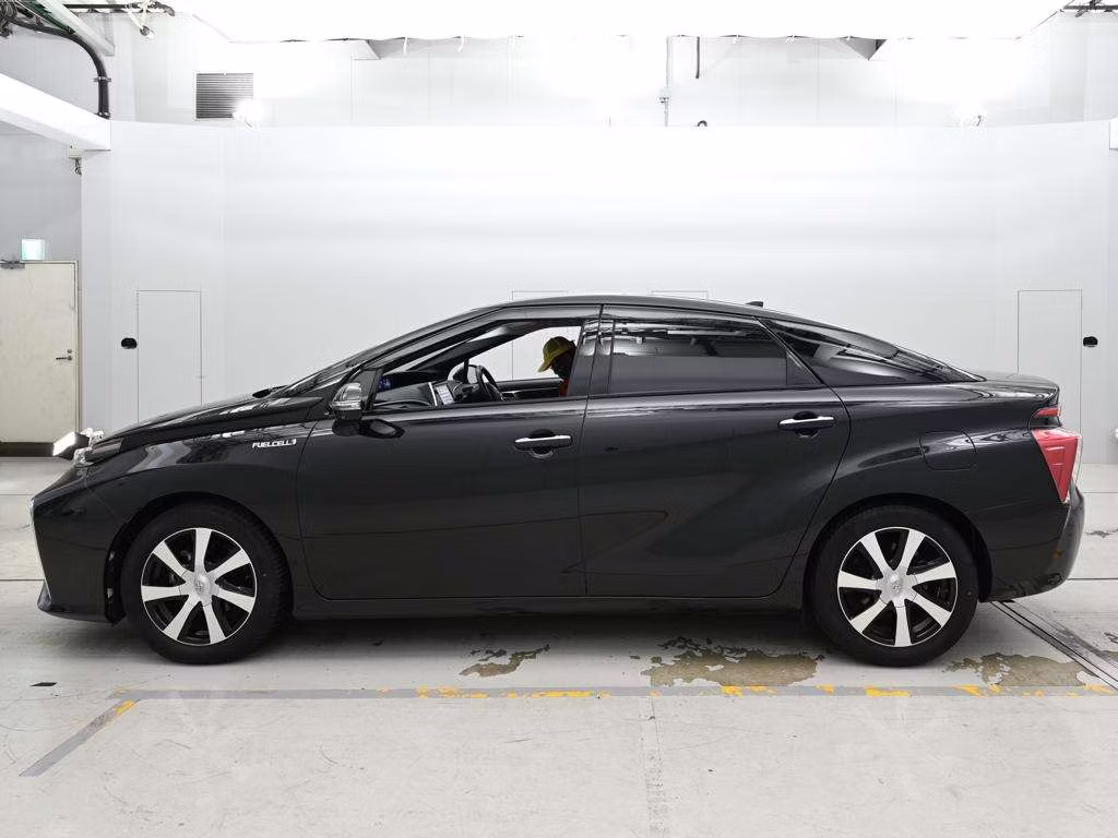 TOYOTA MIRAI