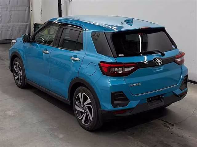 TOYOTA RAIZE