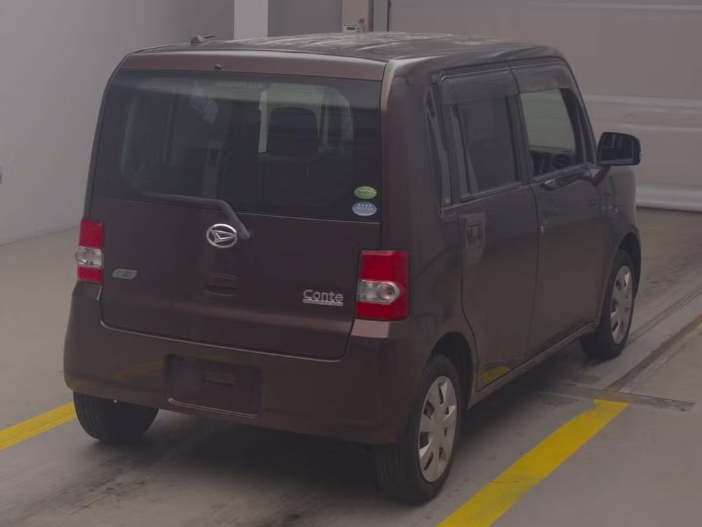 DAIHATSU MOVE CONTE
