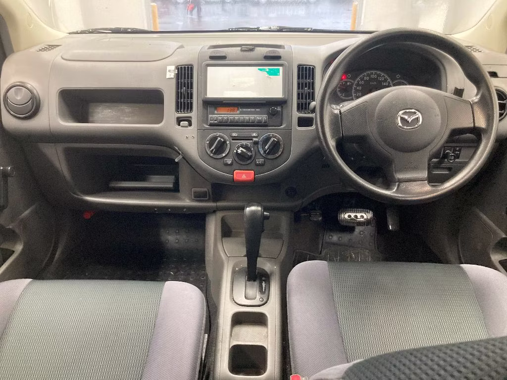 MAZDA FAMILIA