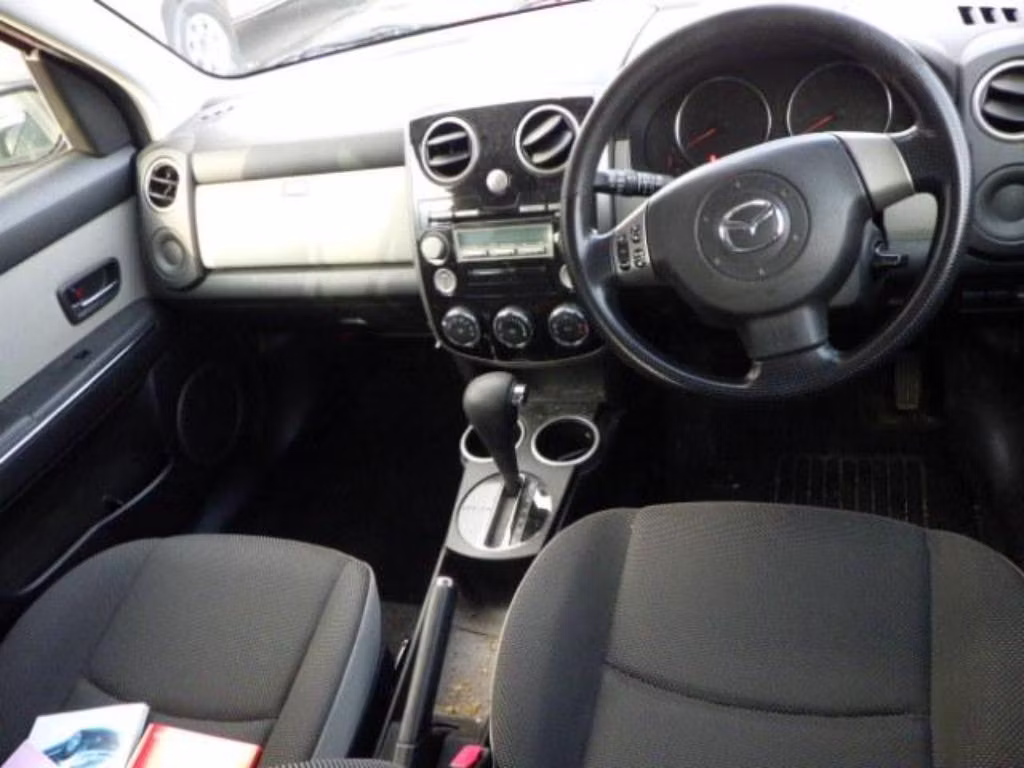 MAZDA VERISA