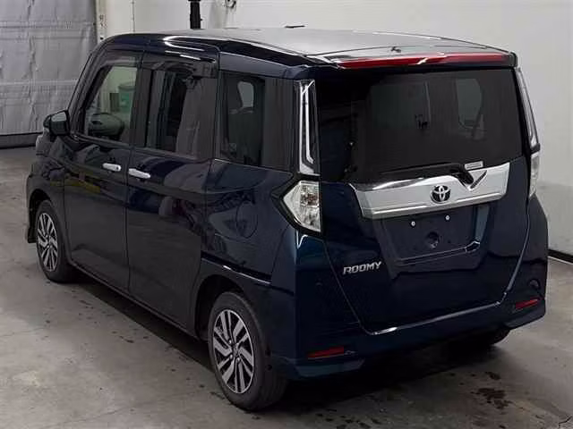 TOYOTA TANK