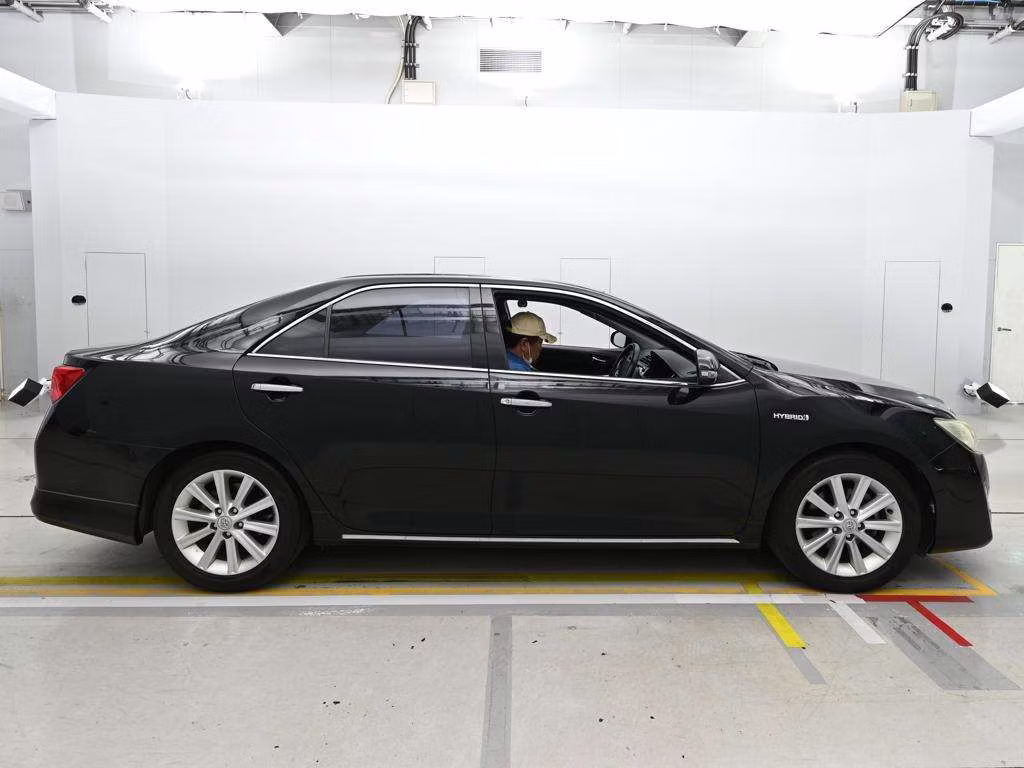 TOYOTA CAMRY