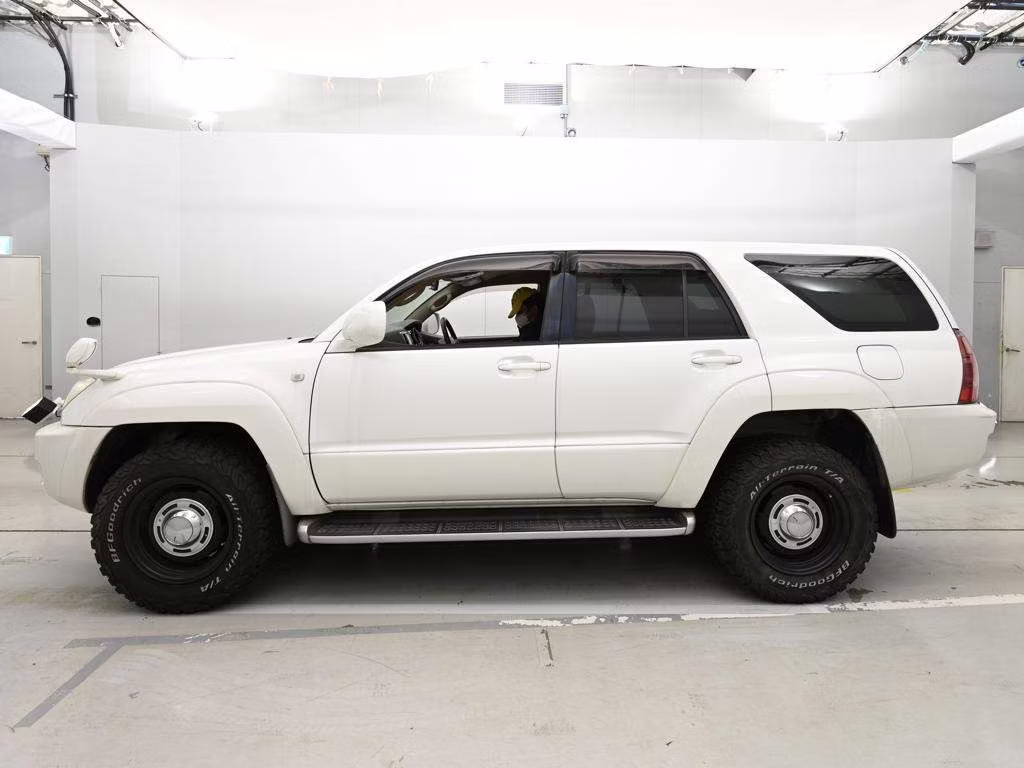 TOYOTA HILUX SURF