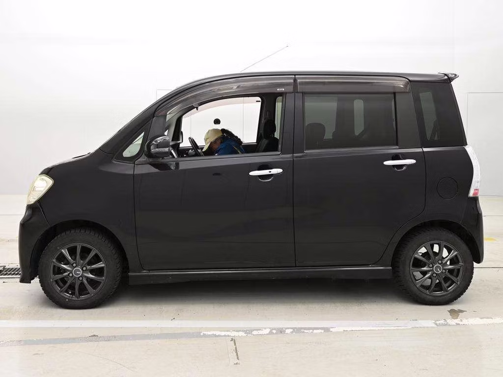 DAIHATSU TANTO EXE