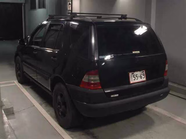 MERCEDES-BENZ M-CLASS
