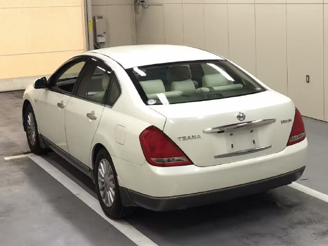 NISSAN TEANA
