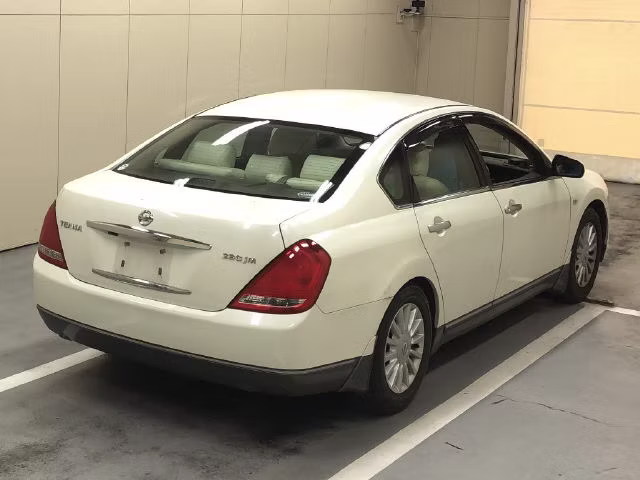 NISSAN TEANA