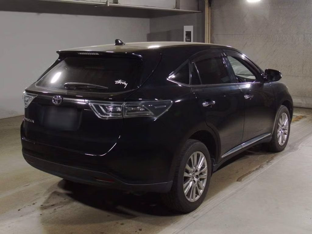 TOYOTA HARRIER