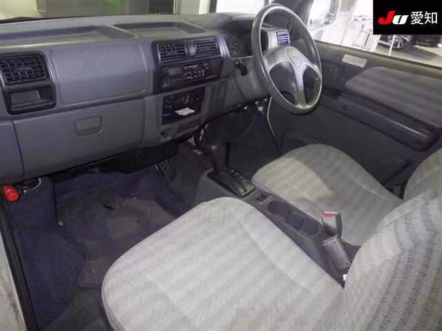 MITSUBISHI TOWN BOX