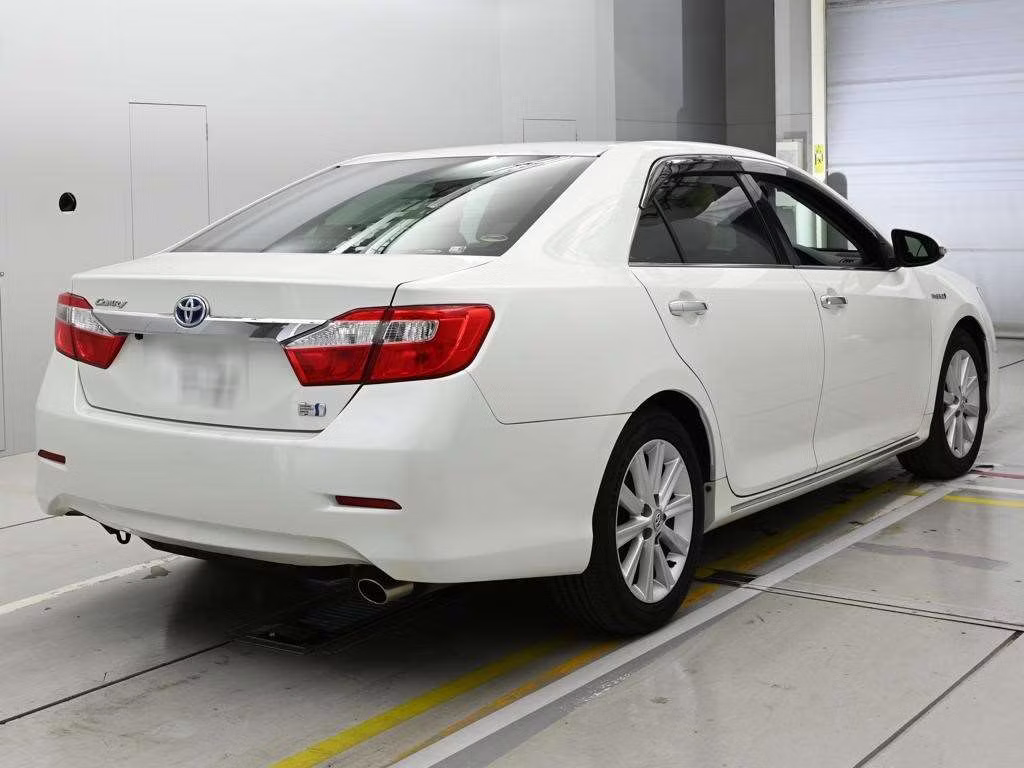 TOYOTA CAMRY