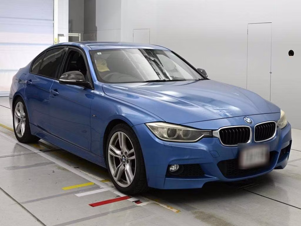 BMW 3-SERIES