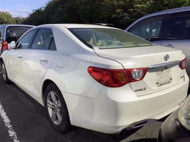 TOYOTA MARK X