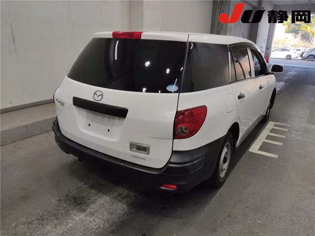 MAZDA FAMILIA