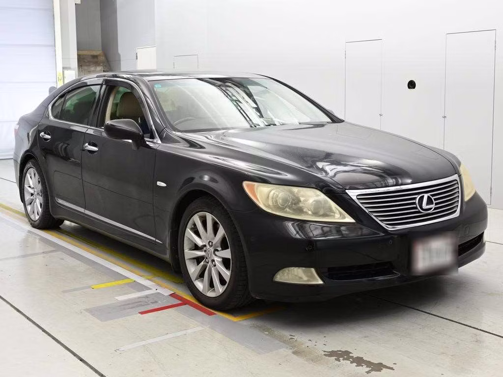 LEXUS LS460
