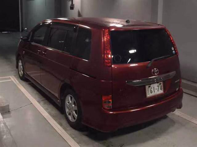 TOYOTA ISIS