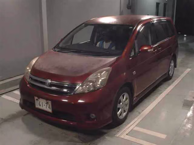 TOYOTA ISIS