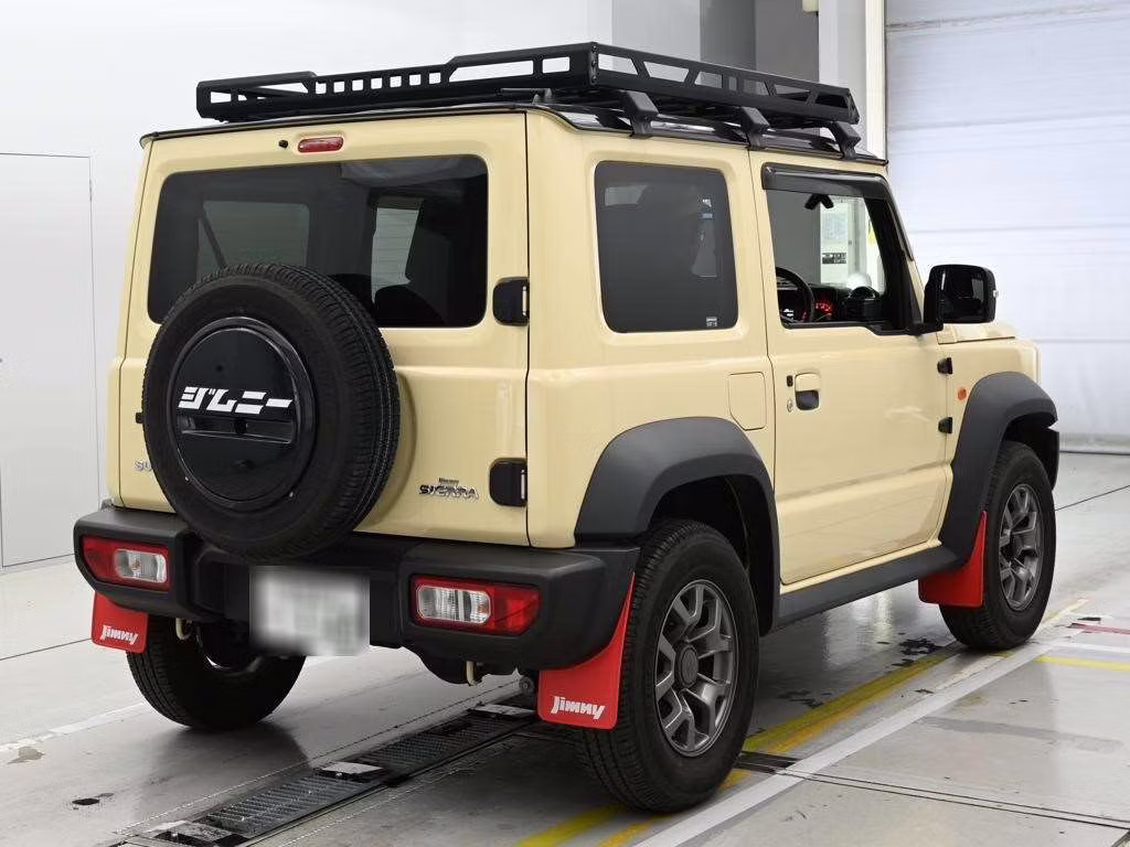 SUZUKI JIMNY SIERRA