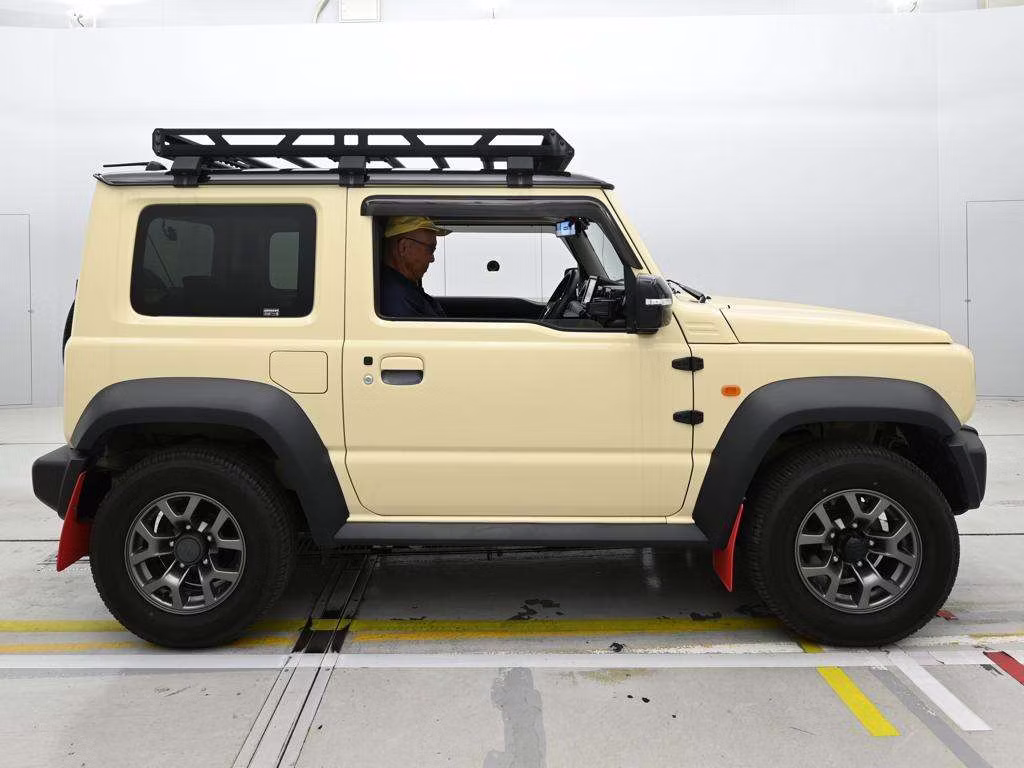 SUZUKI JIMNY SIERRA