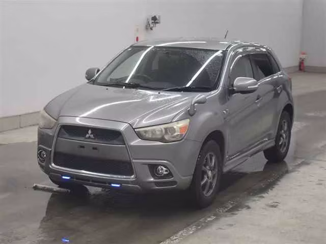 MITSUBISHI RVR