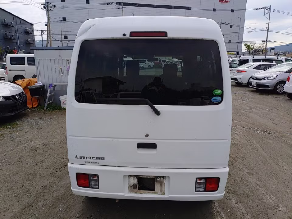 MITSUBISHI MINICAB