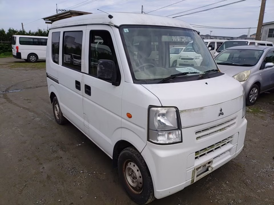 MITSUBISHI MINICAB