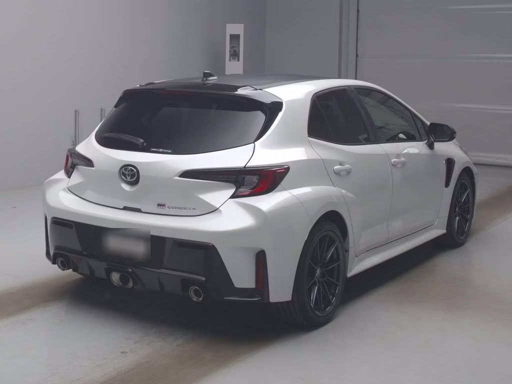 TOYOTA GR COROLLA