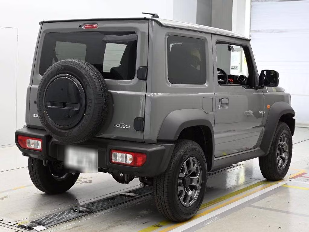 SUZUKI JIMNY SIERRA