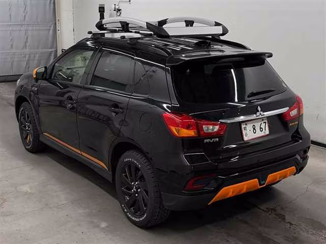 MITSUBISHI RVR