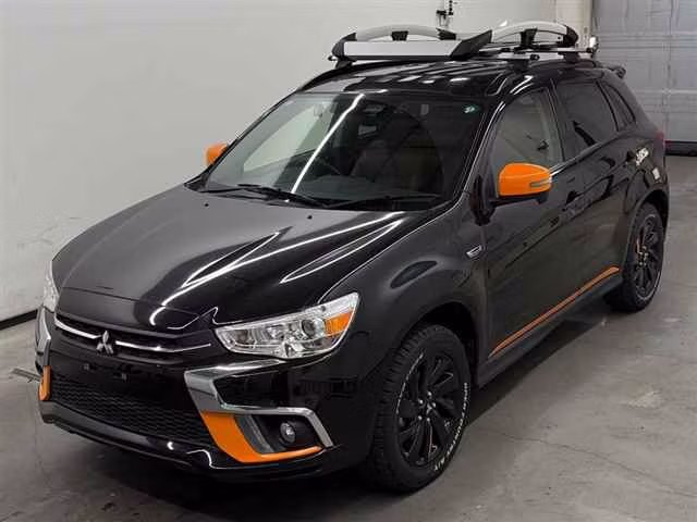 MITSUBISHI RVR