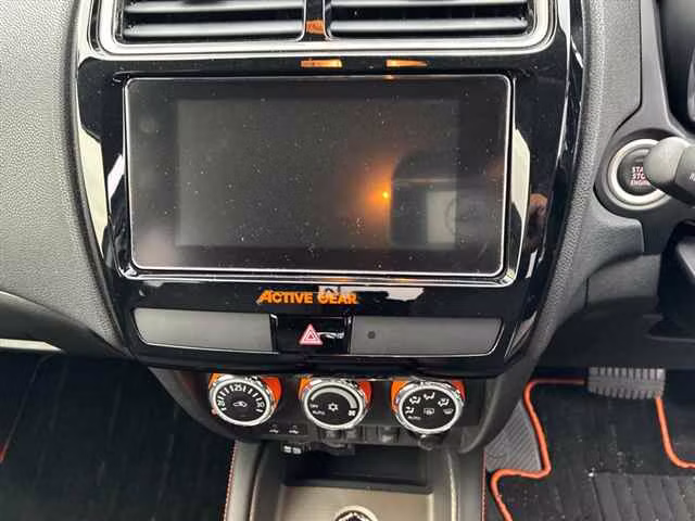 MITSUBISHI RVR