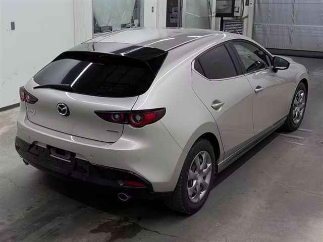 MAZDA MAZDA3