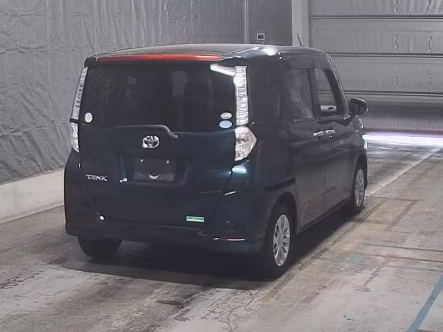 TOYOTA TANK