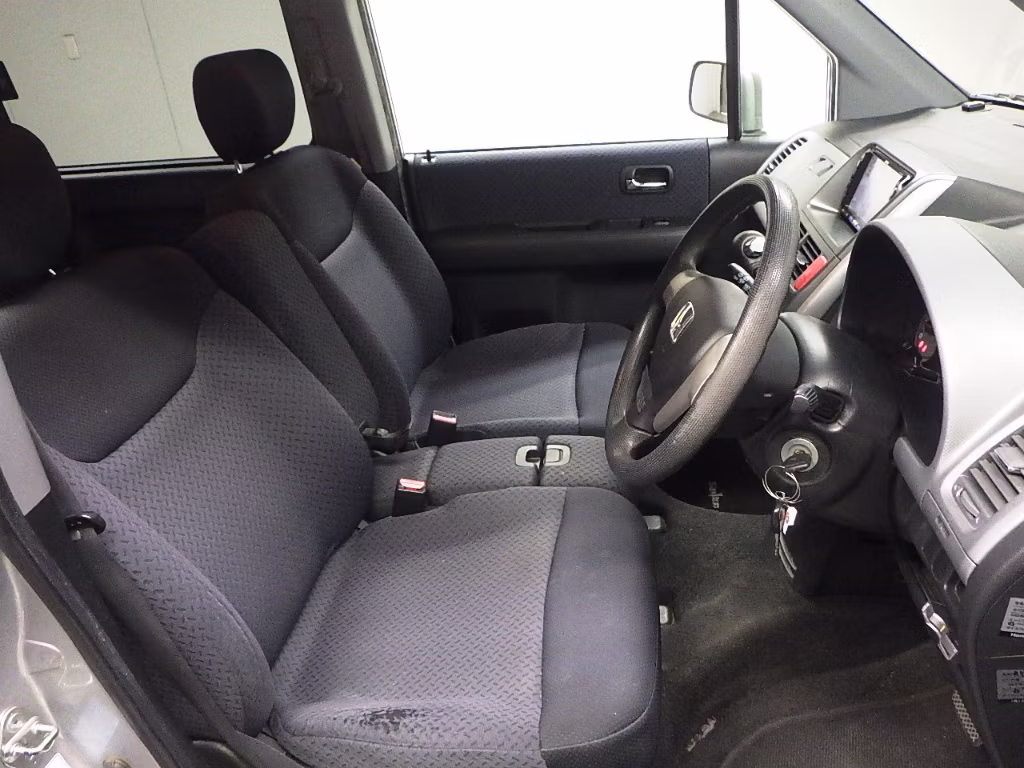 HONDA MOBILIO SPIKE