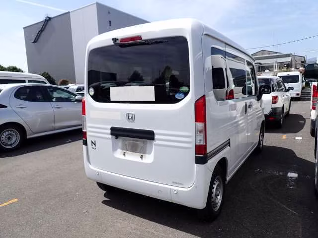 HONDA N-VAN