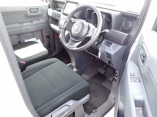 HONDA N-VAN