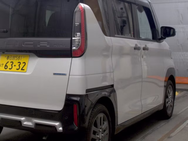 MITSUBISHI DELICA MINI