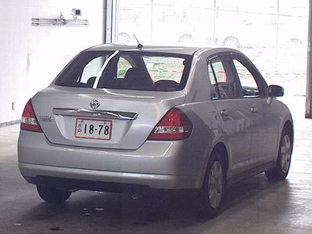 NISSAN TIIDA LATIO