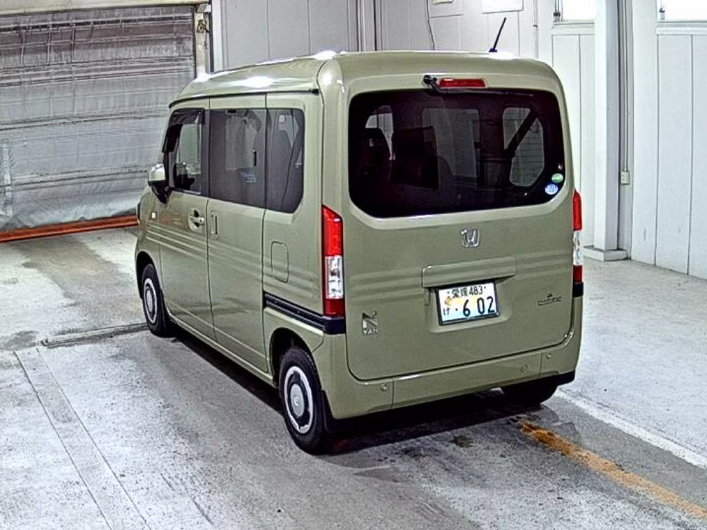 HONDA N-VAN