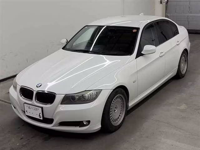 BMW 3-SERIES