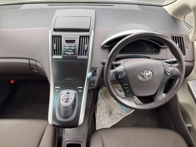 TOYOTA SAI