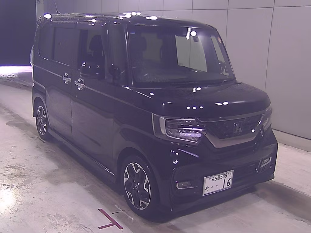 HONDA N-BOX