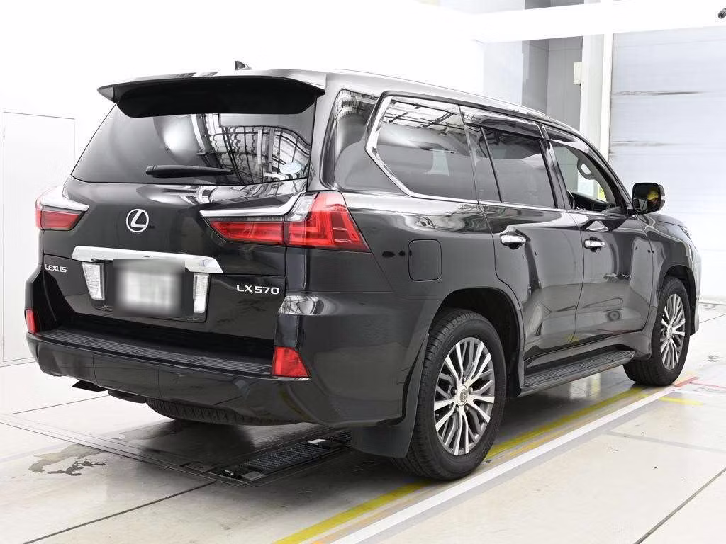 LEXUS LX570