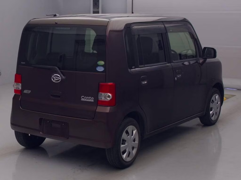 DAIHATSU MOVE CONTE