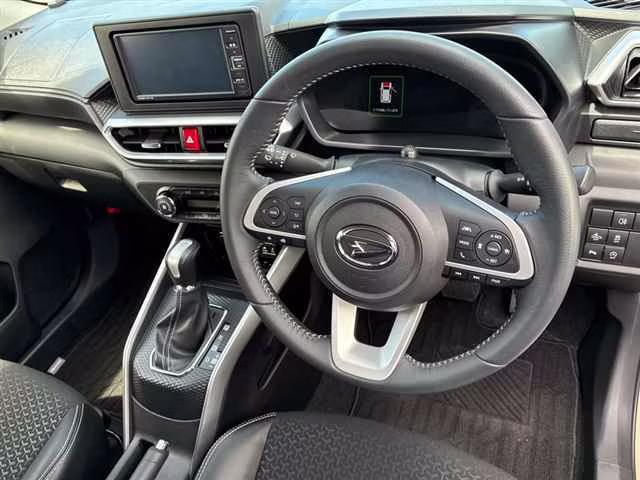 DAIHATSU ROCKY