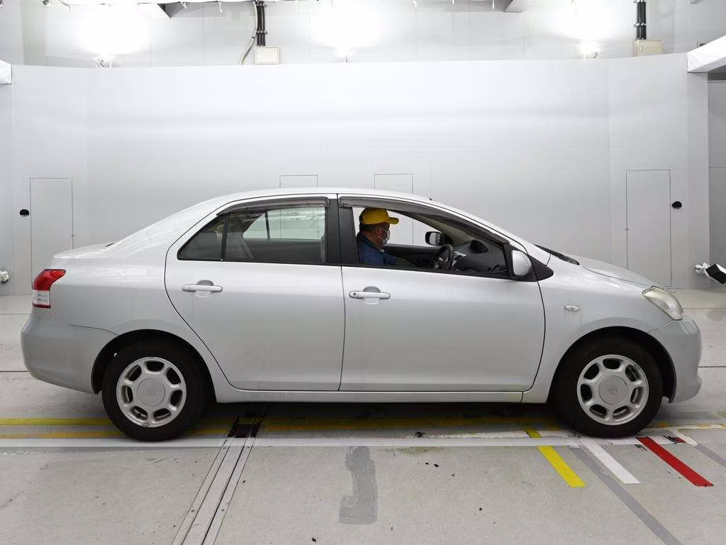 TOYOTA BELTA