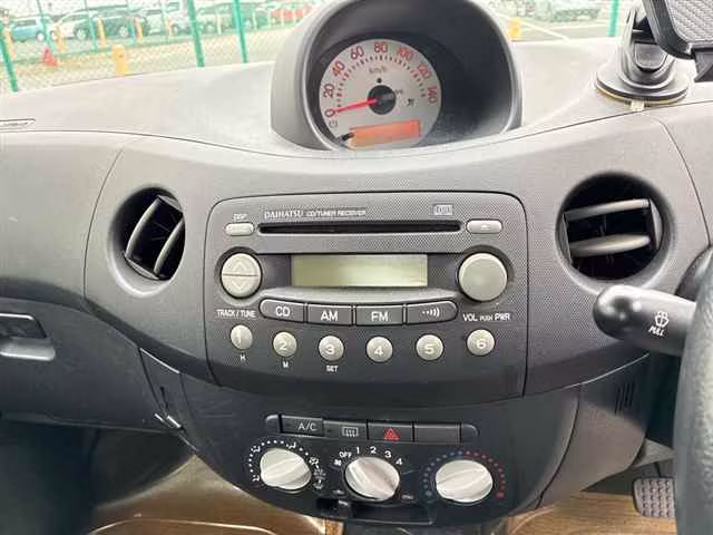 DAIHATSU ESSE