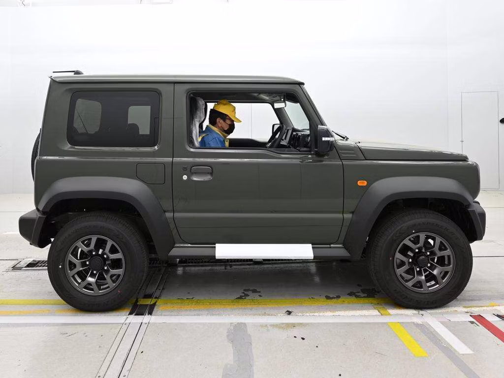 SUZUKI JIMNY SIERRA