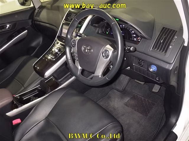 TOYOTA SAI